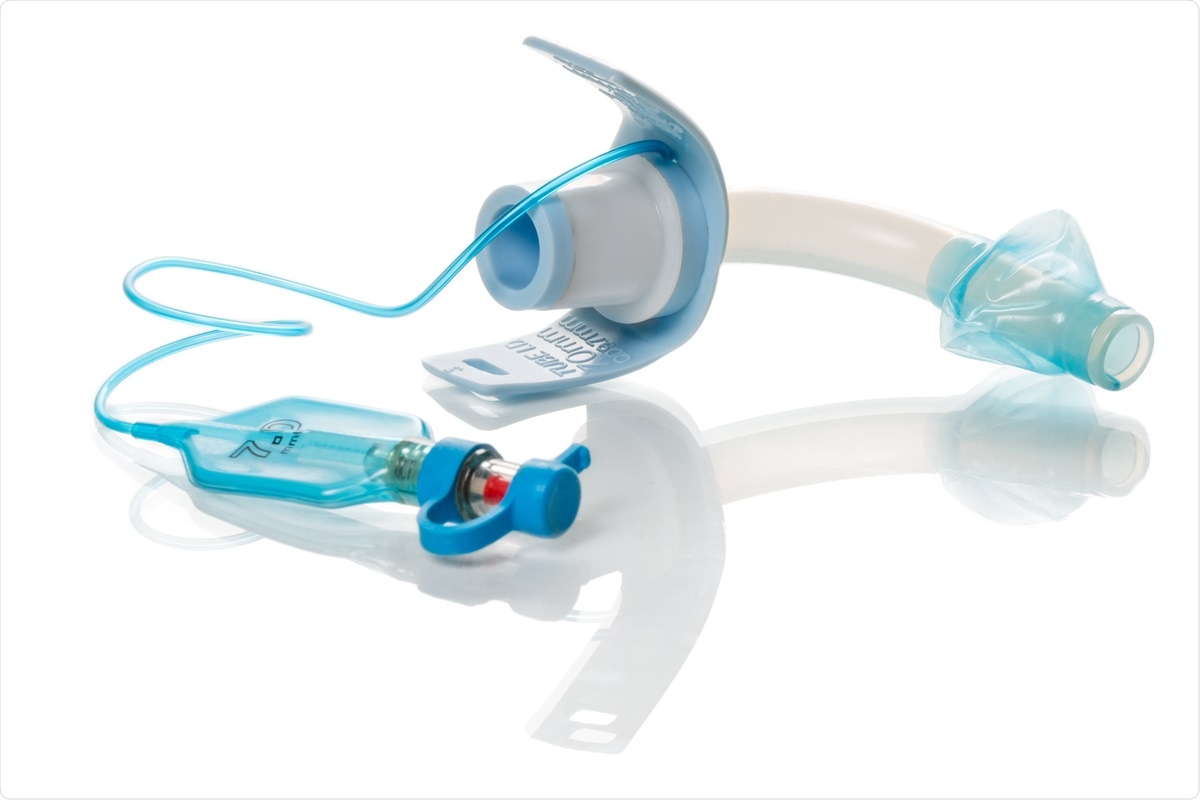 Study: Outcomes of Percutaneous Tracheostomy for Patients with SARS-CoV-2 Respiratory Failure. Image Credit: Henrik Dolle / Shutterstock