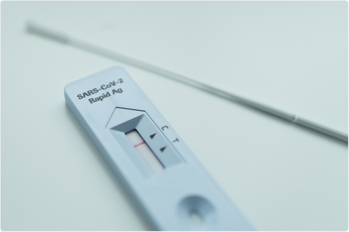 Study: Quarantine and testing strategies to reduce transmission risk from imported SARS-CoV-2 infections: a global modelling study. Image Credit: joshimerbin / Shutterstock