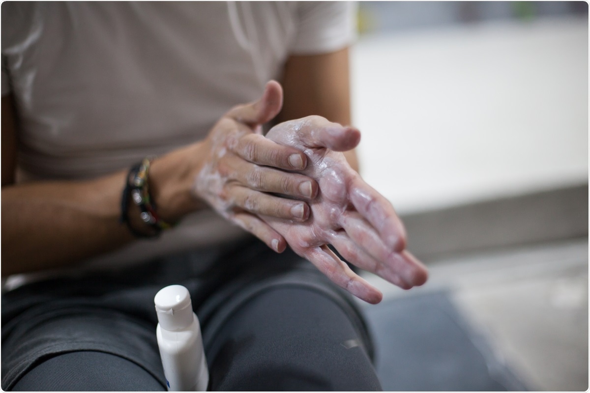 Study: Liquid Chalk Is an Antiseptic against SARS-CoV-2 and Influenza A Respiratory Viruses. Image Credit: Carlos Gutierrez Photo / Shutterstock