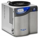 Compact 4.5 L benchtop freeze dryer for efficient sample lyophilization