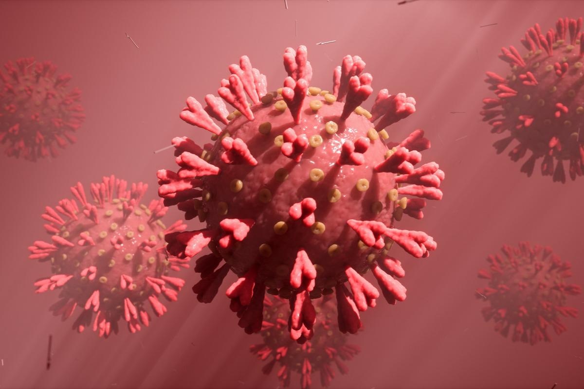 Study: Early signals of significantly increased vaccine breakthrough, decreased hospitalization rates, and less severe disease in patients with COVID-19 caused by the Omicron variant of SARS-CoV-2 in Houston, Texas. Image Credit: WildMedia/Shutterstock