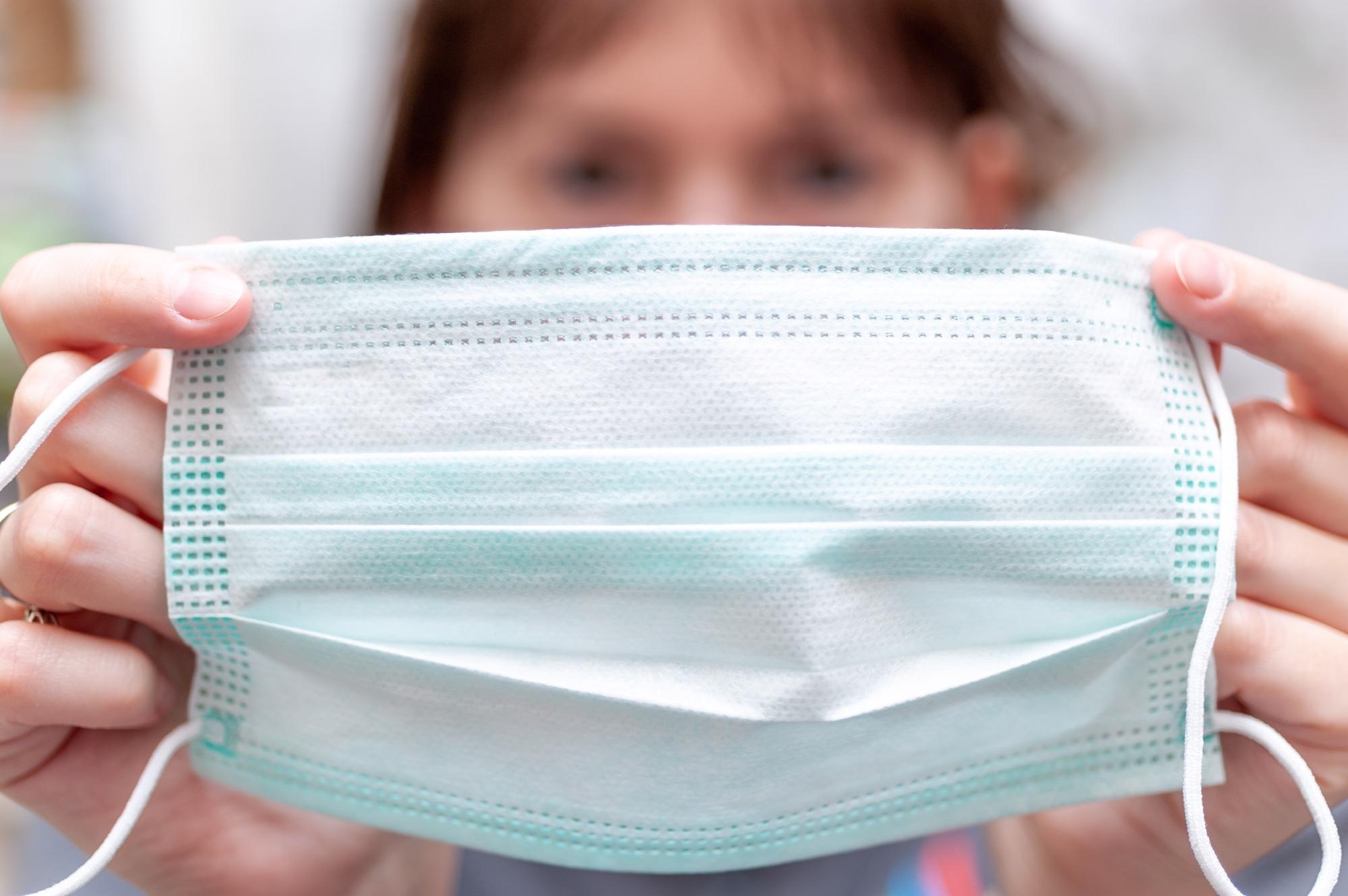 Study: Face masking and COVID-19: potential effects of variolation on transmission dynamics. Image Credit: Mykola Tys / Shutterstock