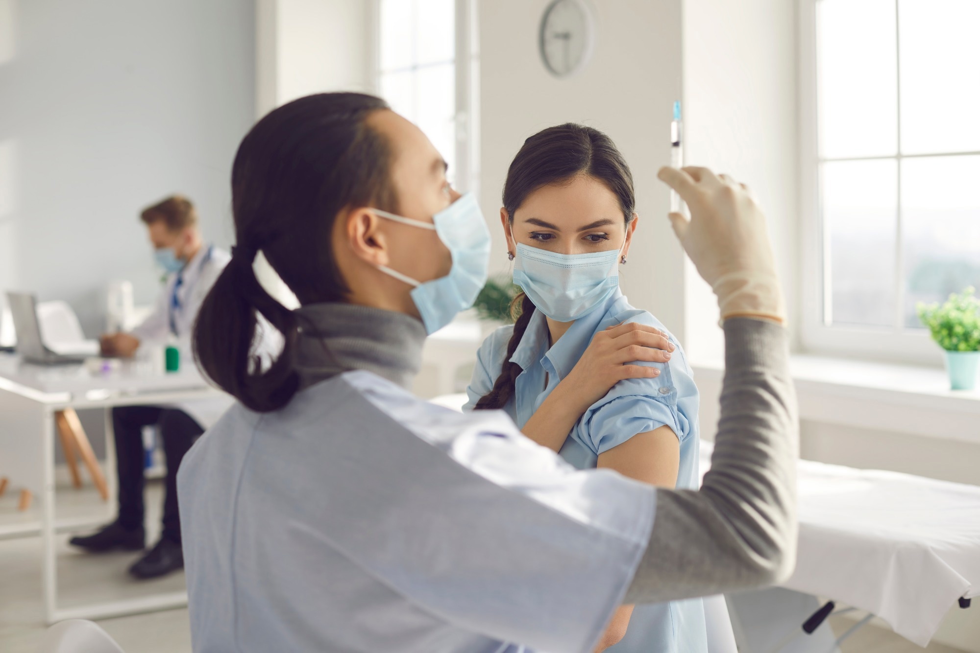 Study: A Recombinant VSV-Based Bivalent Vaccine Effectively Protects against Both SARS-CoV-2 and Influenza A Virus Infection. Image Credit: Studio Romantic/Shutterstock
