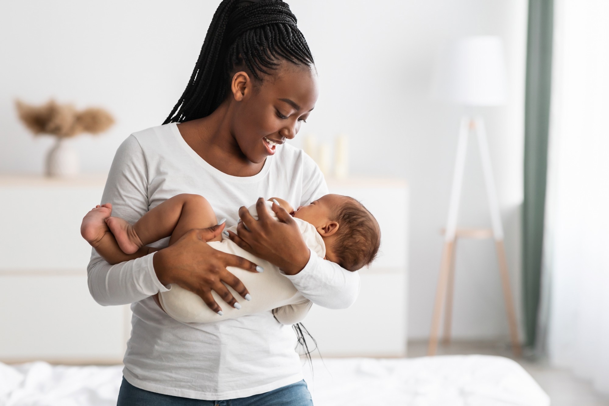 Study: Music of infant-directed singing entrains infants’ social visual behavior. Image Credit: Prostock-studio/Shutterstock