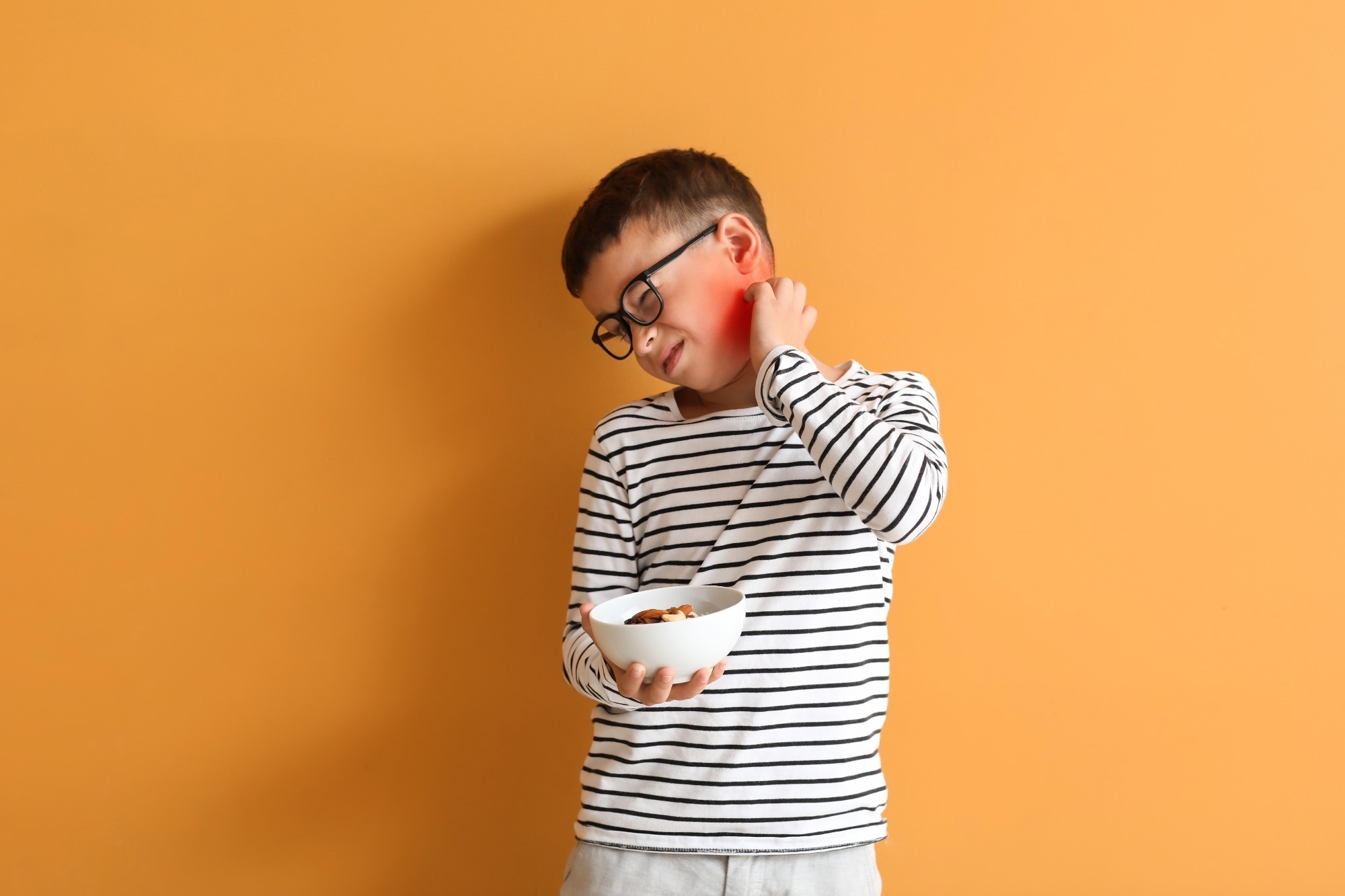 Study: Food Allergy Risk: A Comprehensive Review of Maternal Interventions for Food Allergy Prevention. Image Credit: Pixel-Shot / Shutterstock