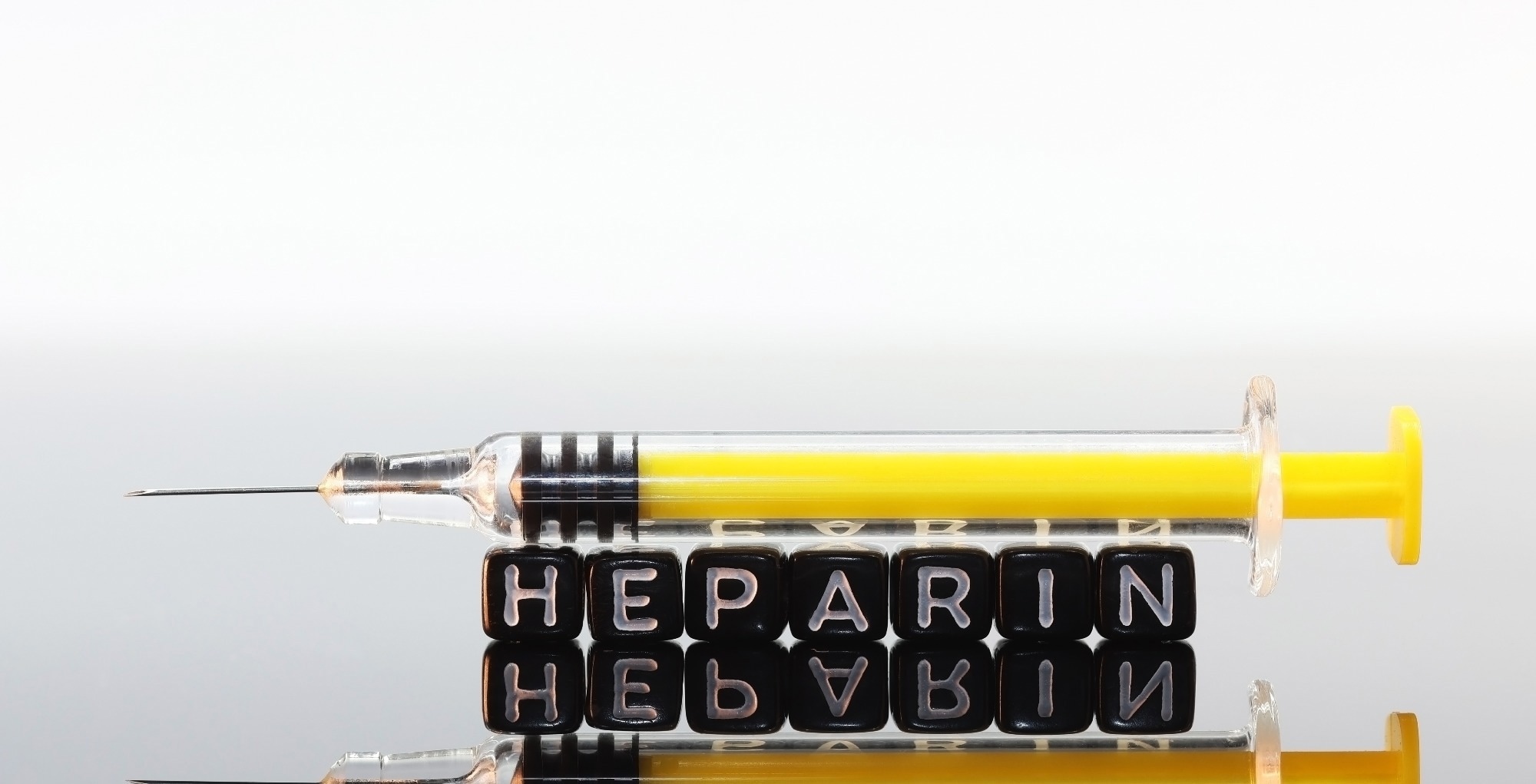 Study: Heparin treatment is associated with a delayed diagnosis of Alzheimer’s dementia in electronic health records from two large United States health systems. Image Credit: TopMicrobialStock / Shutterstock