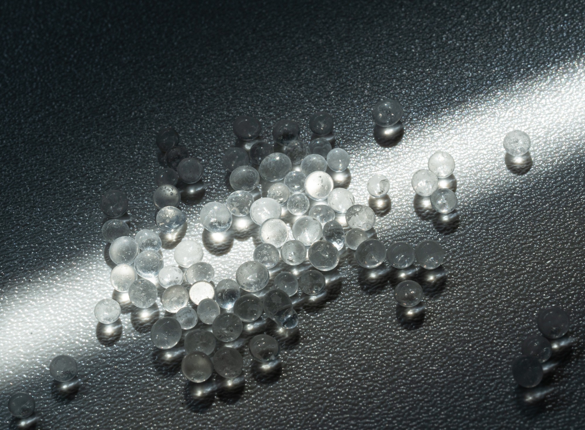 Study: Unveiling the Hidden Danger: Detection and characterisation of microplastics in human follicular and seminal fluids. Image Credit: Ivan Marc / Shutterstock