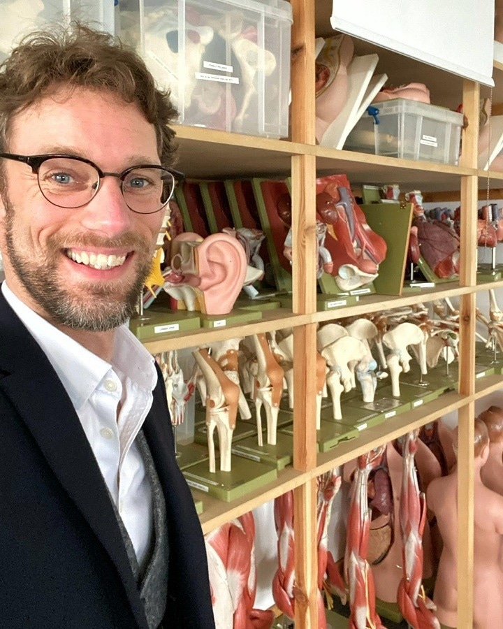 #DocTok harnesses the expertise of Dr James Gill to address medical concerns to Gen Z