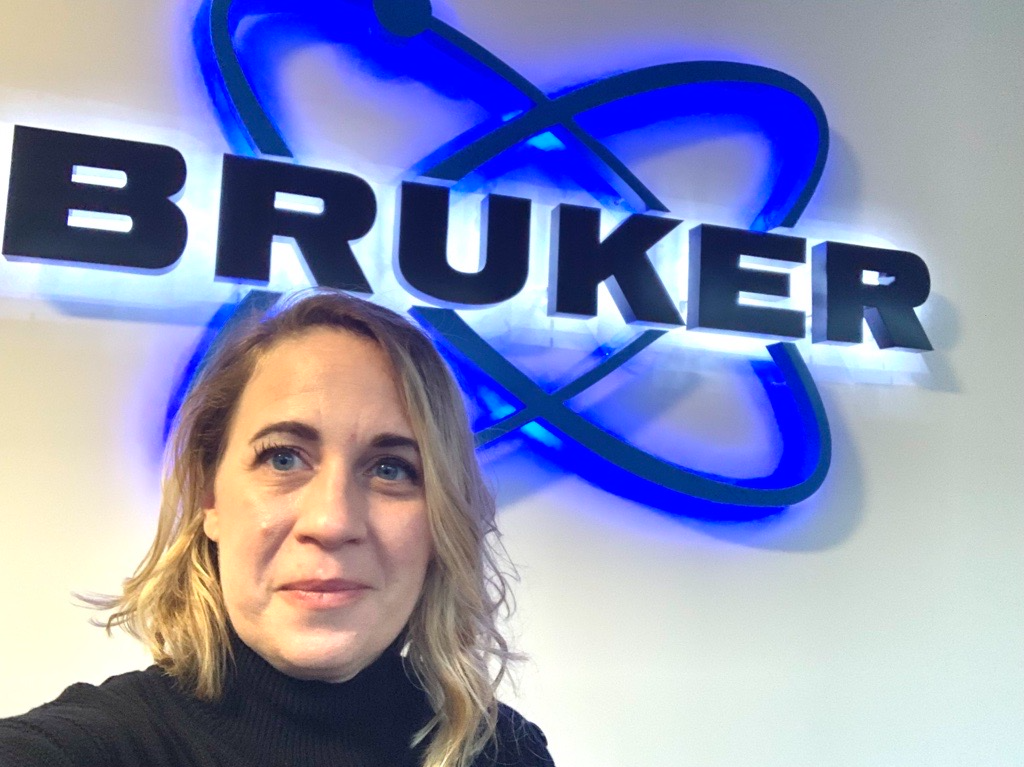 Kate Stumpo, omg OMx